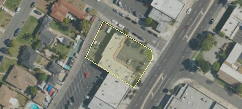 12121 Paramount Blvd