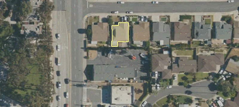 1418 San Gabriel Blvd