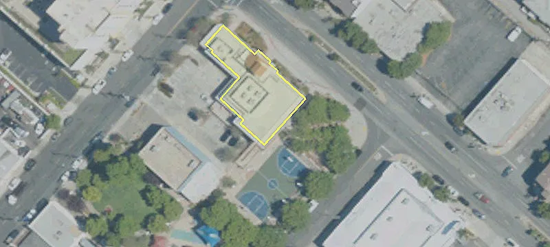 607 San Fernando Blvd