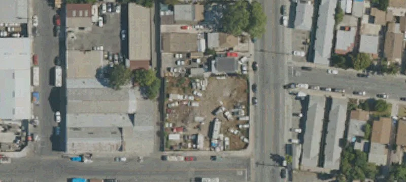 8149 Santa Fe Ave