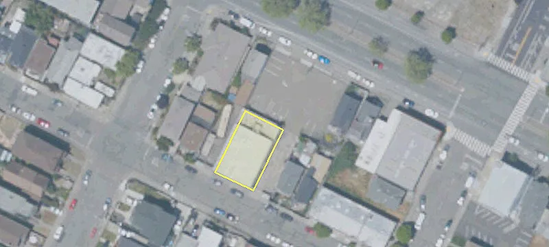 831 Grand Ave