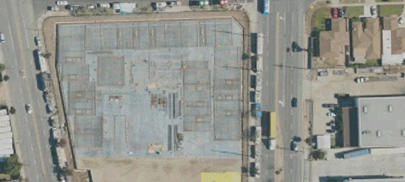 Compton, CA 90220