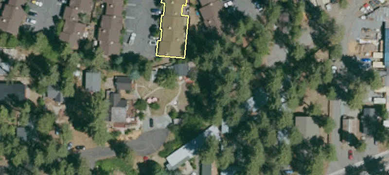 Hillcrest Ave