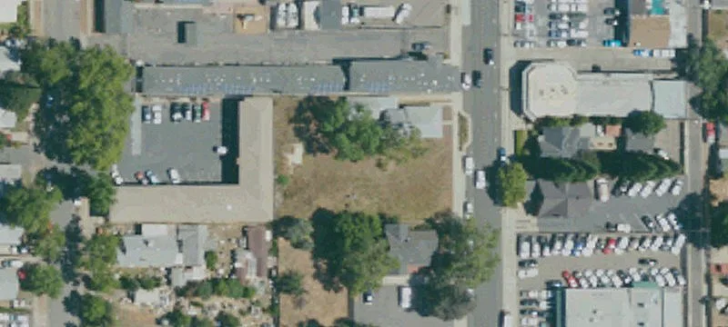 416 Riverside Ave