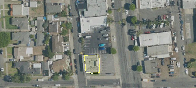 Compton, CA 90221