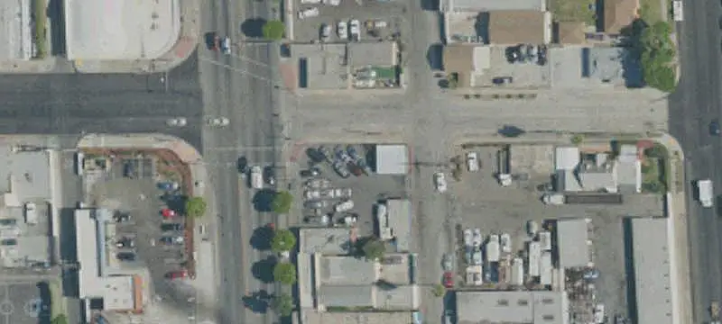 Compton, CA 90221