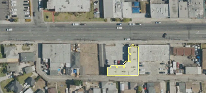 Compton, CA 90220