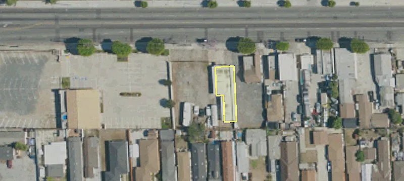 Compton, CA 90220