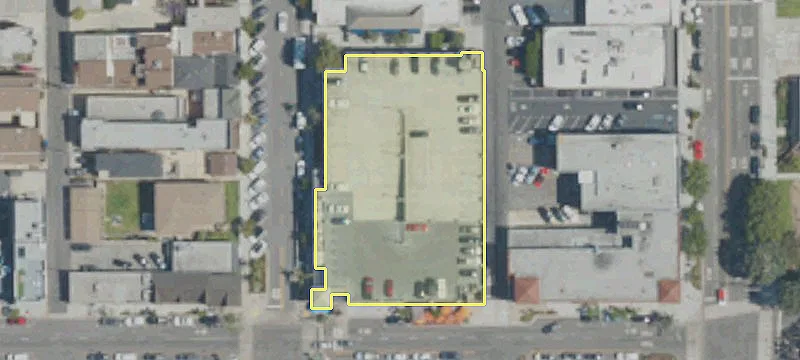 121 Grand Ave
