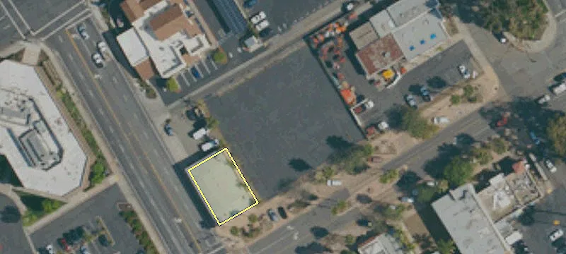 540 Grand Ave