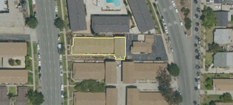 1325 Azusa Ave