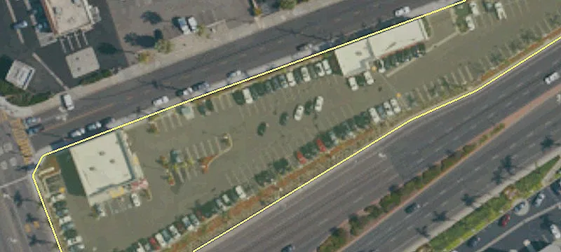 Lincoln Ave