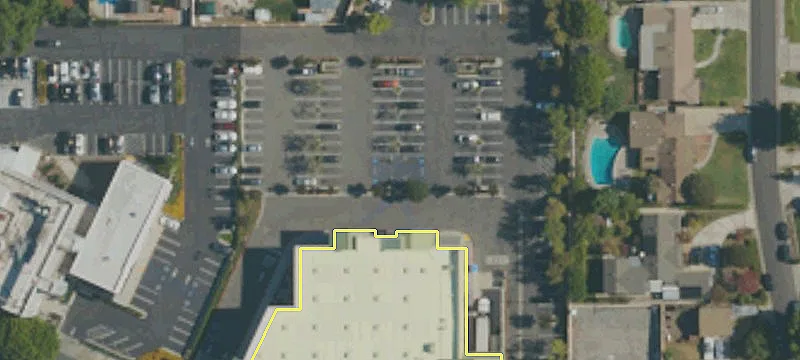15801 Whittier Blvd