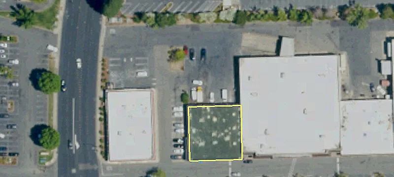1605 Douglas Blvd