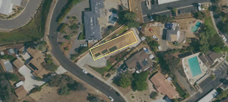 1080 Avocado Ave
