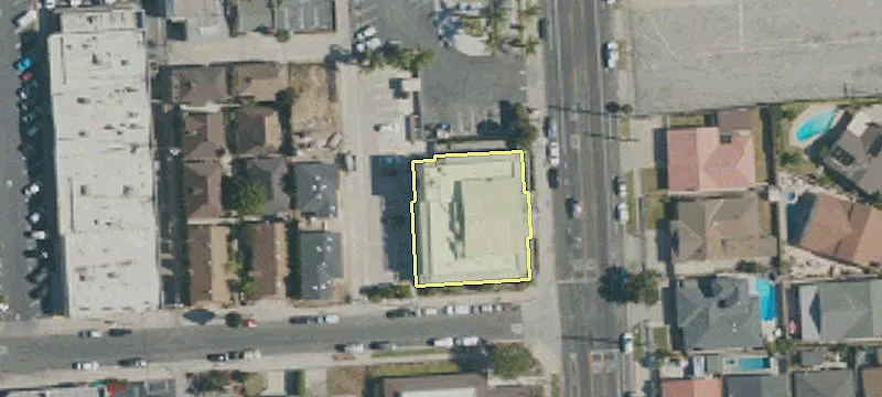 1355 Broad Ave