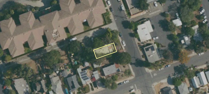 125 Grape St