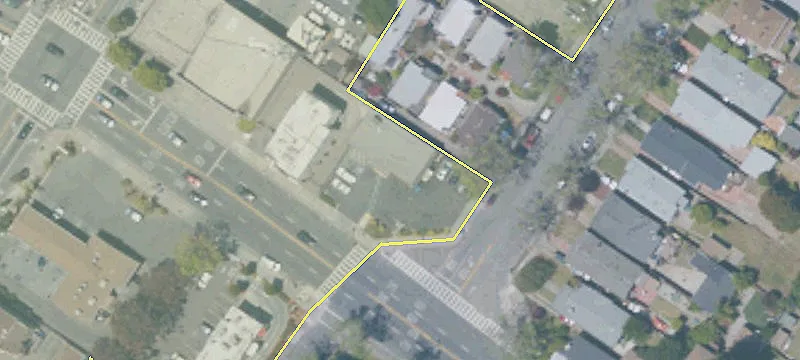 2425 Encinal Ave