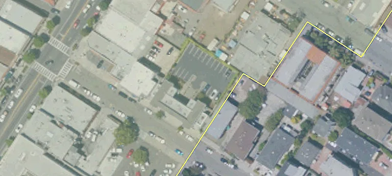 2413 Webb Ave