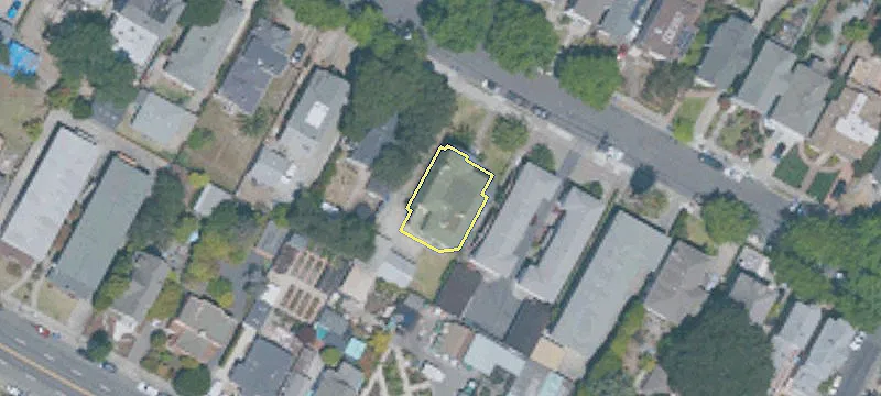 2044 Alameda Ave