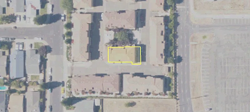 1113 Adora Cir