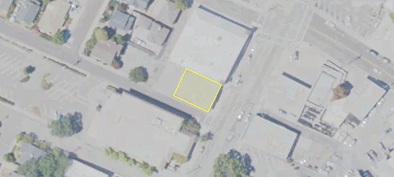896 High St