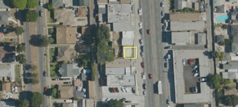 Compton, CA 90221