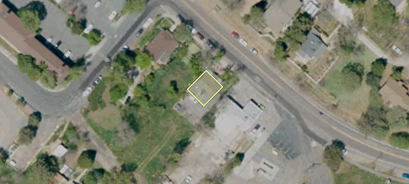 1921 Main St