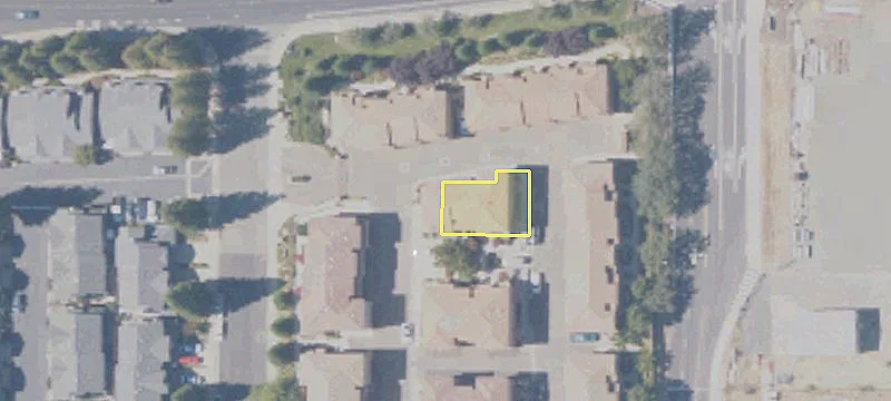211 Adora Cir