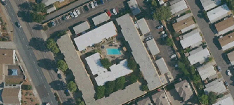 8961 Magnolia Ave