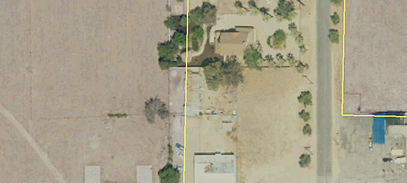 7651 Pearblossom Hwy