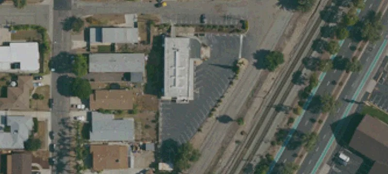 2590 Main St