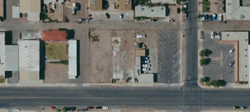 726 Broadway Ave