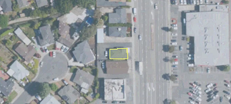22227 Redwood Rd