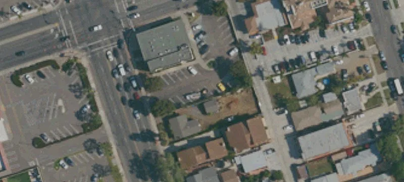 4th Ave