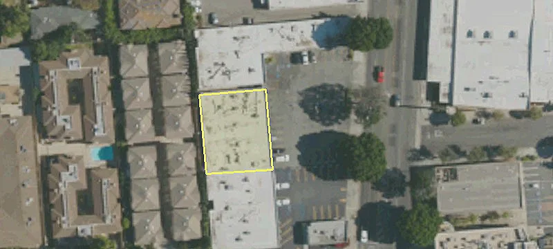 1027 Baldwin Ave