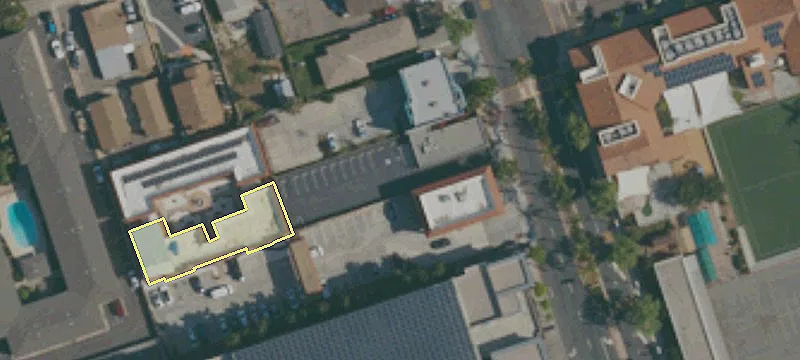 468 3rd Ave