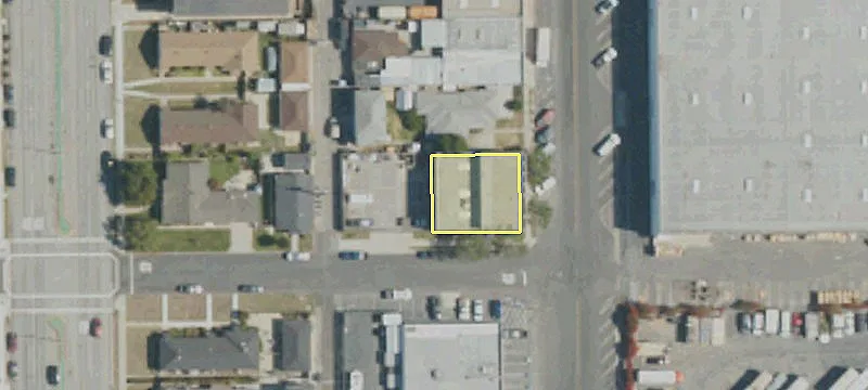 2121 Border Ave