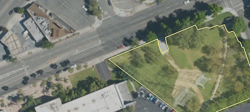 3000 Alameda Ave