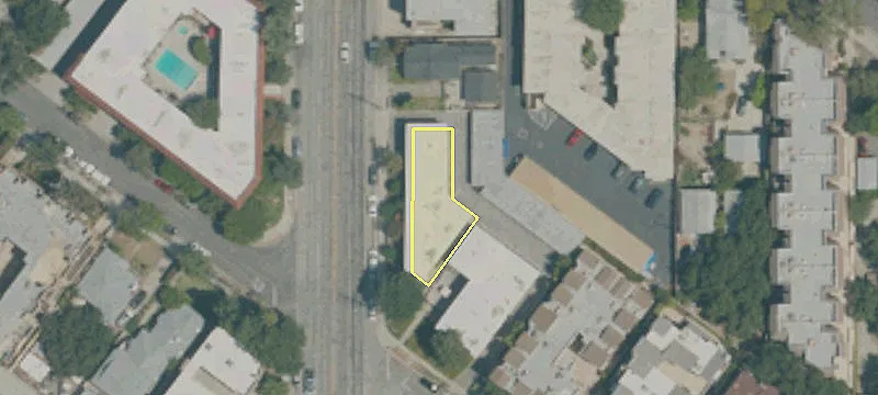 3906 La Crescenta Ave