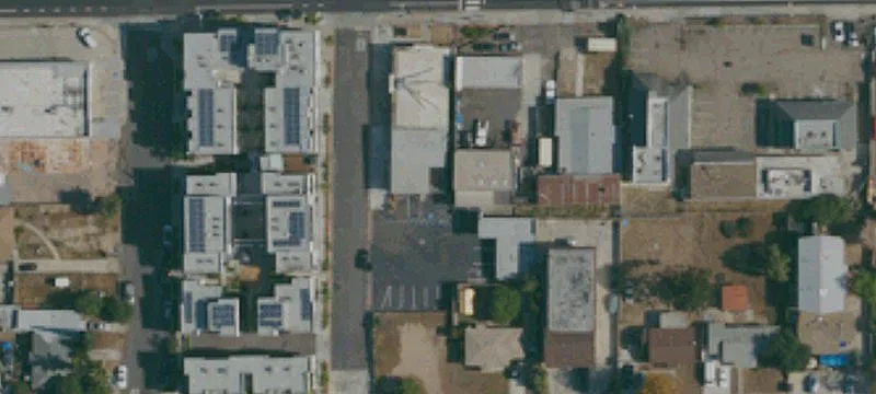 7387 Broadway