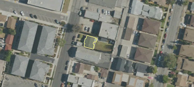 128 5th St