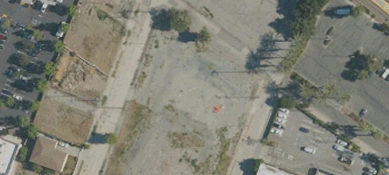 221 El Monte Ave