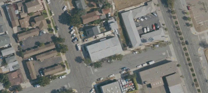1433 Roosevelt Ave
