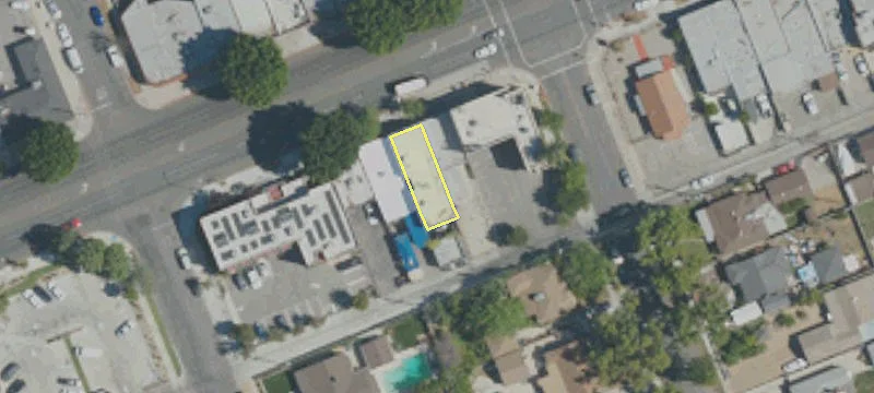 1710 Magnolia Blvd