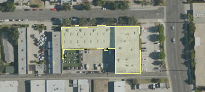 225 2nd Ave