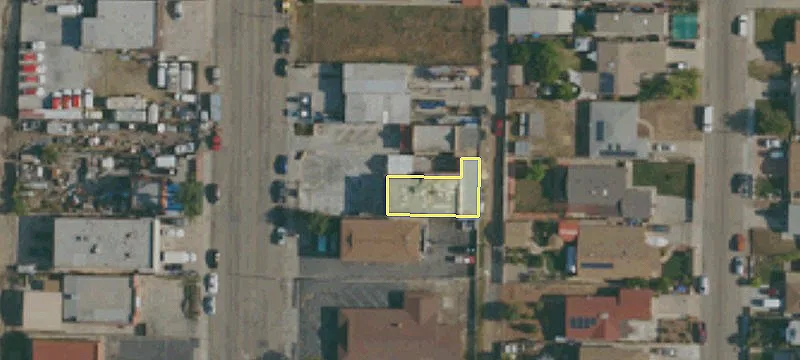 737 Grand Ave