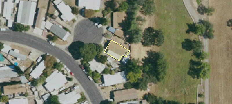 6 Arnold Ct
