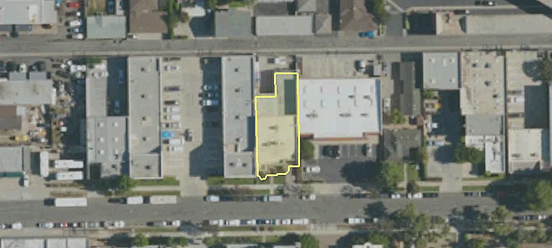 129 La Porte St
