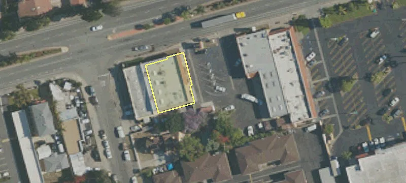 13916 Ramona Blvd